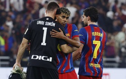 Siêu cúp Tây Ban Nha: Thủ môn quên luật, trọng tài cũng… quên luôn