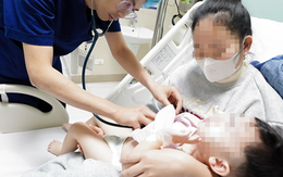 Bé trai 3 tuổi dùng gậy đánh vào chó nhà nuôi, chó cắn thấu ngực, tràn máu