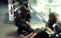 Nghĩa cử của một cảnh sát Mỹ