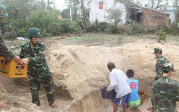 Quân đội "dàn trận" giúp dân chống bão