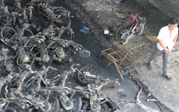 Cháy rụi 20 xe tại trung tâm bảo hành xe gắn máy