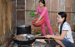 Trường bán trú thiếu cấp dưỡng trầm trọng