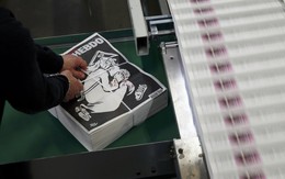 Charlie Hebdo vẫn ương ngạnh