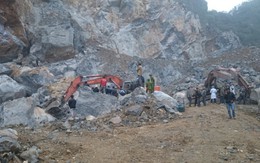 Sập mỏ đá 8 người chết, người thân hết hi vọng