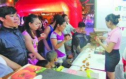 ​Dùng thử hồng khô Hàn Quốc tại Lottemart Quận 7