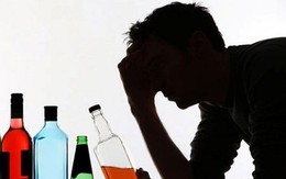 ​Lấy cồn pha rượu uống, một người chết sau 4 ngày cấp cứu