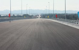 Khiếm khuyết tại công trình cầu vượt biển Hải Phòng