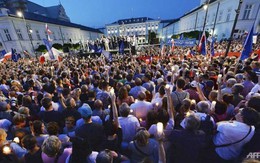 Hàng chục ngàn người Ba Lan biểu tình phản đối cải cách