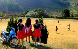 Nói đi, mẹ ơi, nói đi...