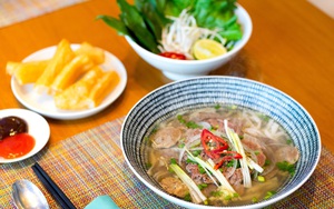 Đi tìm người nấu phở ngon năm 2025: Tìm bản sắc ẩm thực Việt hiện đại