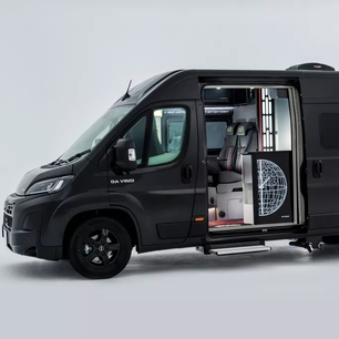 Nhà di động như bước ra từ 'cuộc chiến giữa các vì sao', giá gần 4 tỉ đồng